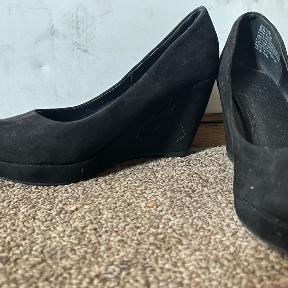Black Wedge Shoes size 7
